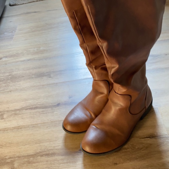 American Eagle Outfitters Shoes - American Eagle Women’s Brown Knee High Boots